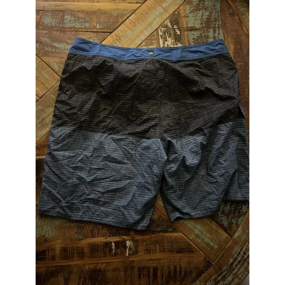 Men's Quiksilver Black Blue Board Shorts Size 40